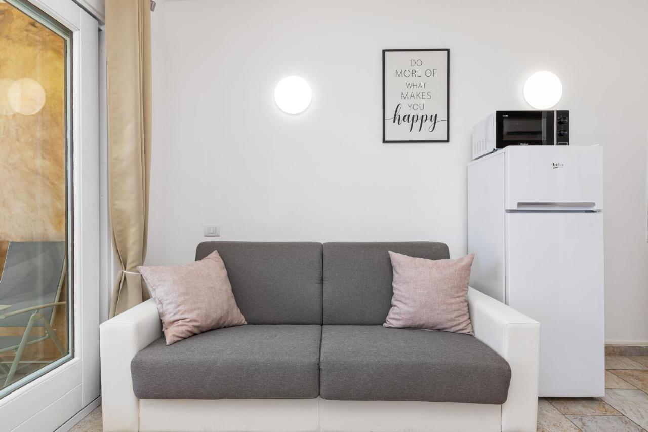 Casa Vacanze Lo Squalo Olbia Esterno foto