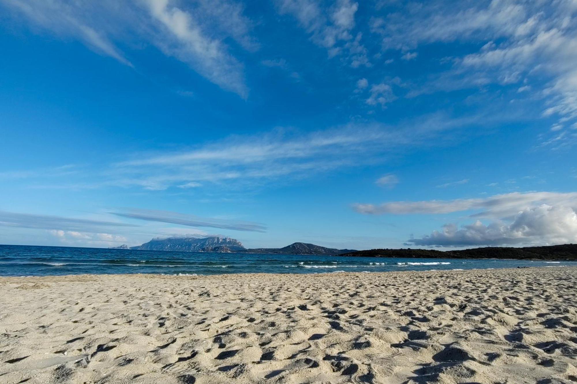 Casa Vacanze Lo Squalo Olbia Esterno foto
